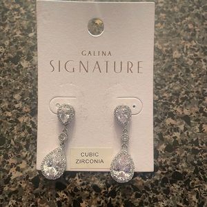 Tear drop cubic zirconia wedding earrings